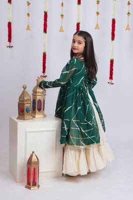 Navaratri special gota patti work lehenga with gamthi patch & gota patti work top for kids 6
