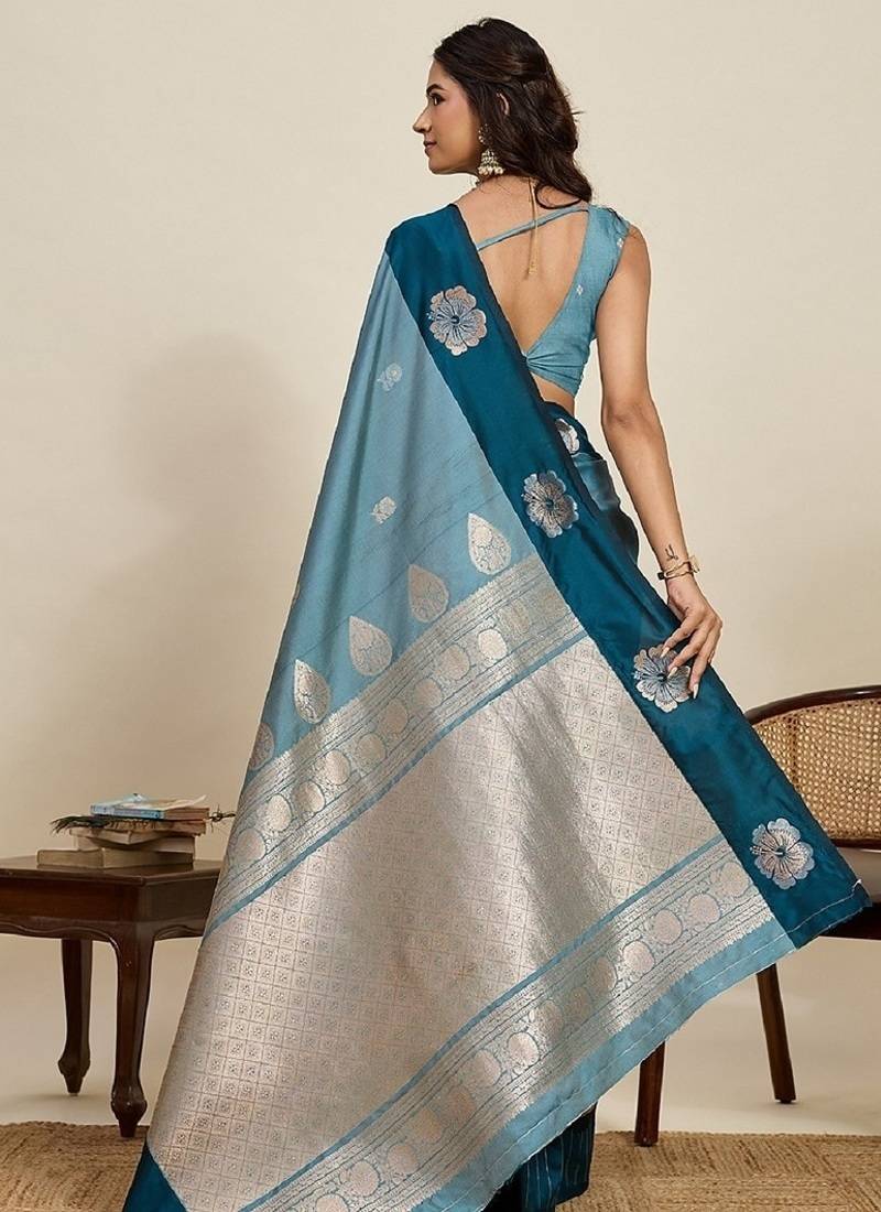 Rama zari work silk blend saree with blouse