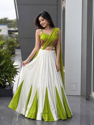 Green Mirror Navratri Lehnega Choli With Dupatta 1