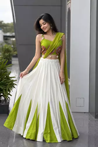 Green Mirror Navratri Lehnega Choli With Dupatta