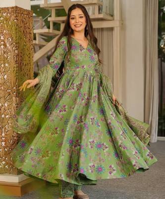 Green digital printed muslin anarkali gown set with dupatta 1
