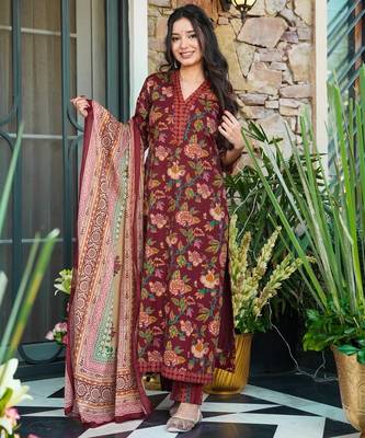 Multicolor digital printed muslin traditional kurta set with dupatta 2