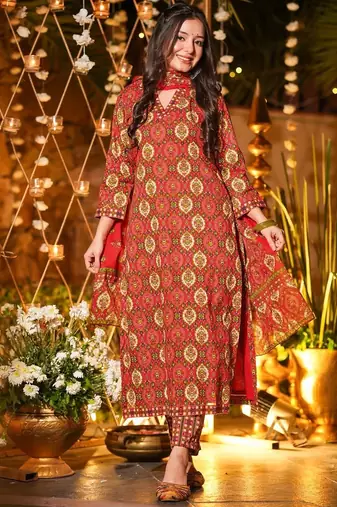 Multicolor digital printed muslin traditional kurta set with dupatta