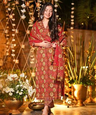 Multicolor digital printed muslin traditional kurta set with dupatta 2