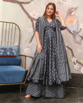 Grey digital printed muslin anarkali palazzo set with dupatta 2
