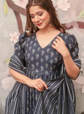 Grey digital printed muslin anarkali palazzo set with dupatta 3