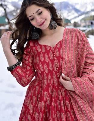 Crimson red digital printed muslin anarkali palazzo set with dupatta 4