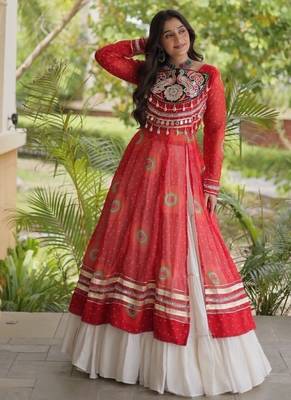 White&Red Cotton Readymade Navratri Lehenga Choli with Bandhej & Patch Work 4
