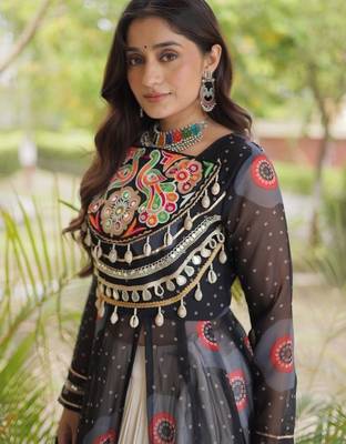 White&Black Cotton Readymade Navratri Lehenga Choli with Bandhej & Patch Work 2
