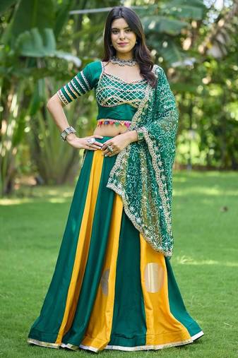 Emerald&Mustard Cotton Readymade Navratri Lehenga Choli with Bandhej Lace Work