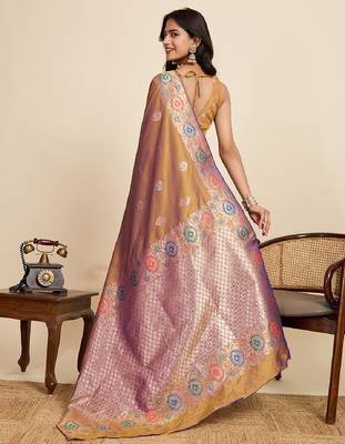 Golden zari work jacquard saree with blouse 4