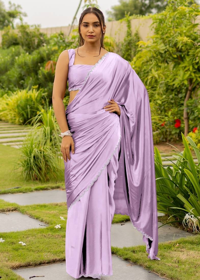 Women's lavender zari woven silk blend saree with unstitched blouse piece