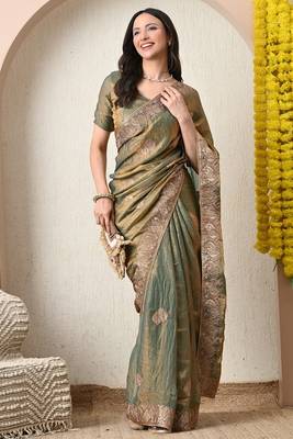 Women's mustard embellished silk blend saree with unstitched blouse piece 2