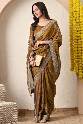 Women's mustard embellished silk blend saree with unstitched blouse piece 2