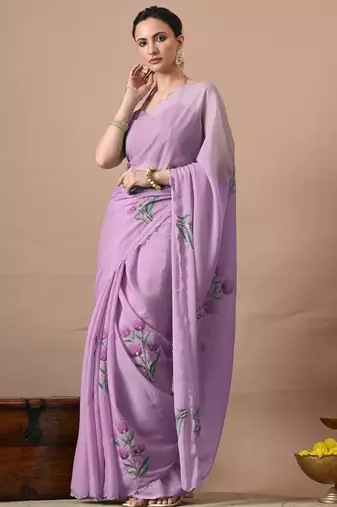 Women's magenta floral print georgette saree with unstitched blouse piece