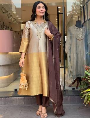 Gold viscose silk heavy thread embroidery work kurta pant set 1