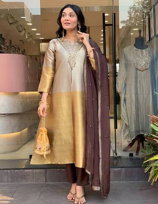 Gold viscose silk heavy thread embroidery work kurta pant set 2