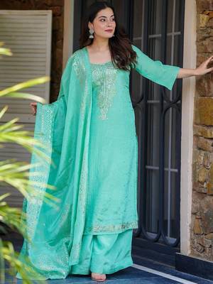 Turquoise chinon foil print kurta palazzo set 2