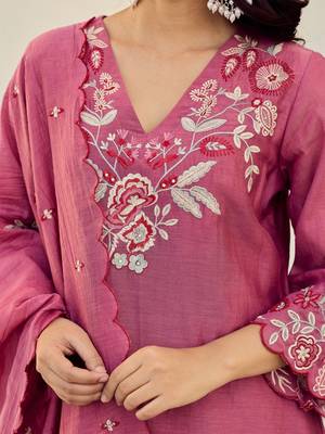 Pink cotton heavy thread embroidery work kurta pant set 5