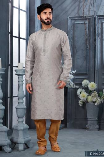 Grey jacquard zari booti kurta pajama set with threadwork