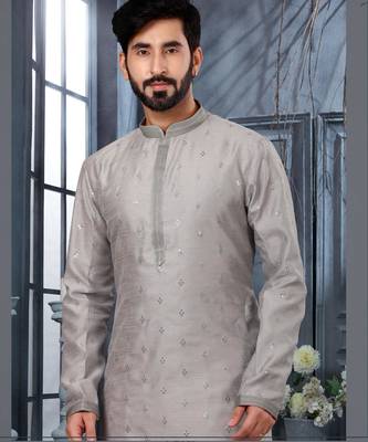 Grey jacquard zari booti kurta pajama set with threadwork 2