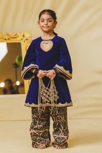 Blue embroidered velvet kurti set