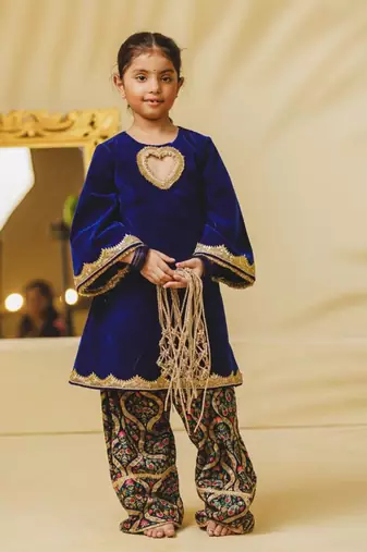 Blue embroidered velvet kurti set