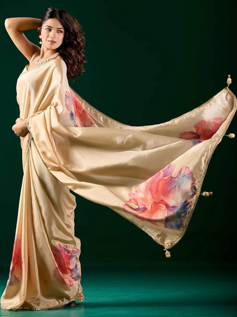 Floral printed Organza Designer  Saree with blouse 