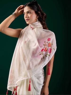 Floral Organza Designer Saree with blouse 4