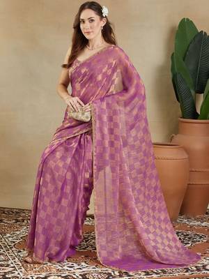 checked woven design zari saree with blouse  4
