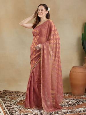 checked woven design zari saree with blouse  3