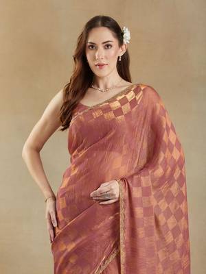 checked woven design zari saree with blouse  1