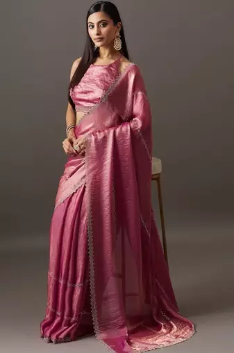 Magenta embellished zari silk blend saree with blouse with blouse 