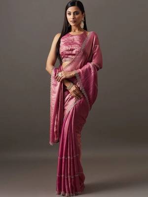Magenta embellished zari silk blend saree with blouse with blouse  3