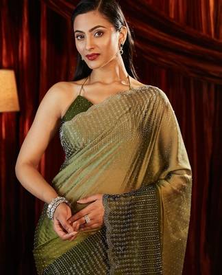 Ombre Beads and Stones Saree with blouse 1