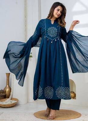 Cotton anarkali printed kurti-pant-dupatta set 2
