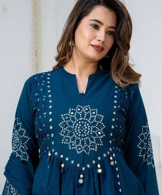 Cotton anarkali printed kurti-pant-dupatta set 3