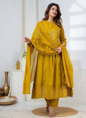 Cotton anarkali printed kurti-pant-dupatta set 2