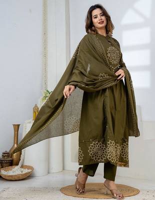 Cotton anarkali printed kurti-pant-dupatta set 2