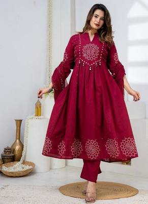 Cotton anarkali printed kurti-pant-dupatta set 3