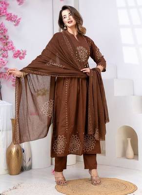 Cotton anarkali printed kurti-pant-dupatta set 4