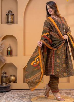 Cotton printed a-line kurti-pant-dupatta set 3