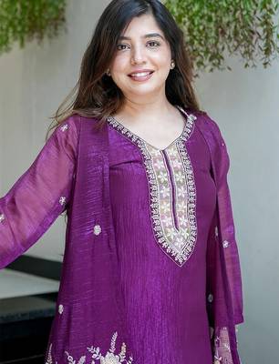 pink silk blend embroidery work semi stitched suit 3