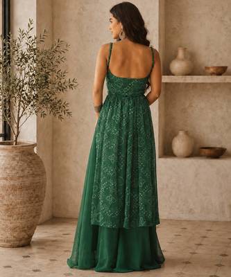 green faux georgette bandhani semi stitched suit 4