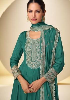 peacock green chiffon embroidery work & sequins semi stitched suit 2
