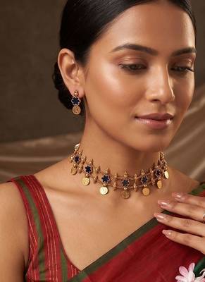Gold plated navy blue floral coined choker set 1