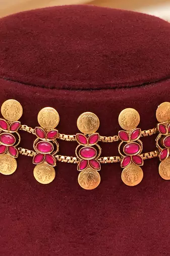 Gold plated pink beaded coined choker set