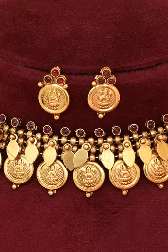 Gold plated maroon stones coined choker set