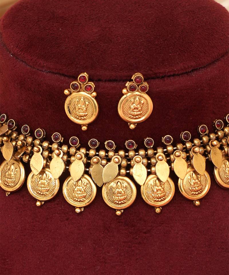 Gold plated maroon stones coined choker set