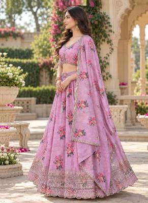 Women's Pink Zari Seqeunce Embroidery Work Lehenga Choli 2